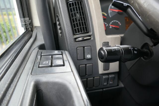 Kjøle- og frysetransport Volvo FL 240 | Carrier SUPRA 950Mt / Bi-temp | 3 Comp...