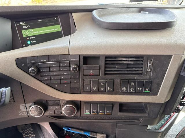 Furgon samochodowy do przewozu aut Volvo FH 500 + HYDRAULISCHE PLATEAUS + LIER + REMOTE ...