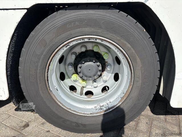 Furgon samochodowy do przewozu aut Volvo FH 500 + HYDRAULISCHE PLATEAUS + LIER + REMOTE ...