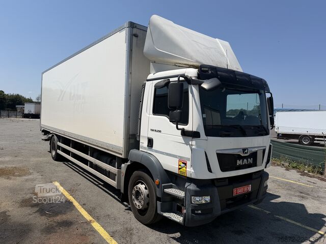 Kuorma-auto umpikorilla MAN TGM 19.290 EURO 6 FURGON