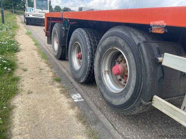 Remorca platformei Netam-Fruehauf Platform Twistlocks /  Liftaxle / Steering / BP...