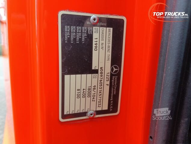 Mașină de pompieri Mercedes-Benz Atego 1225 Calamiteiten, Brandweer, Crewcab, Du...
