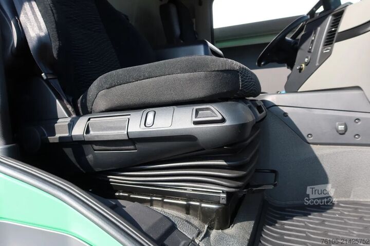 Valiză Mercedes-Benz Antos 1824 1834 L Bak+Klep 2.000 kg Comfort cabine