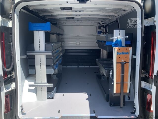 Duba panelată RENAULT Trafic KOMFORT L1H1 3,0t dCi 130 SORTIMO+KAMERA