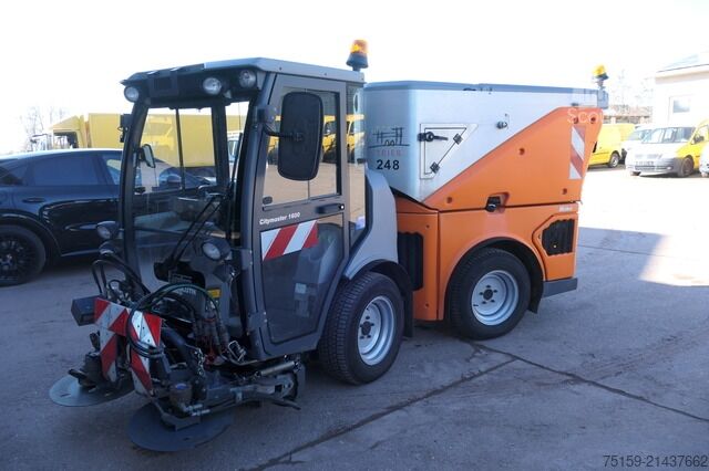 Balayeuse de voirie hako Citymaster 1600 Klima COC