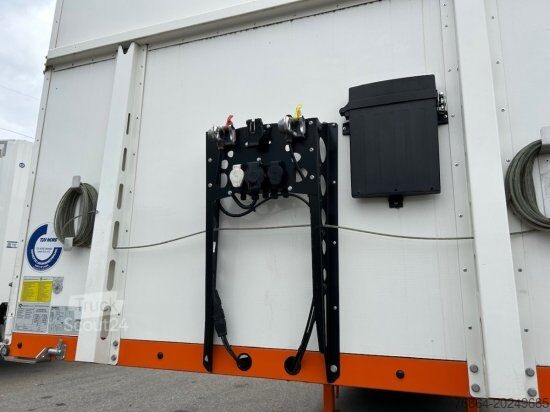 Otevřený návěs s plachtou BERGER SAPL 24 LTN LIGHT, 5730 KG, 1A LIFT, 3A GELENKT