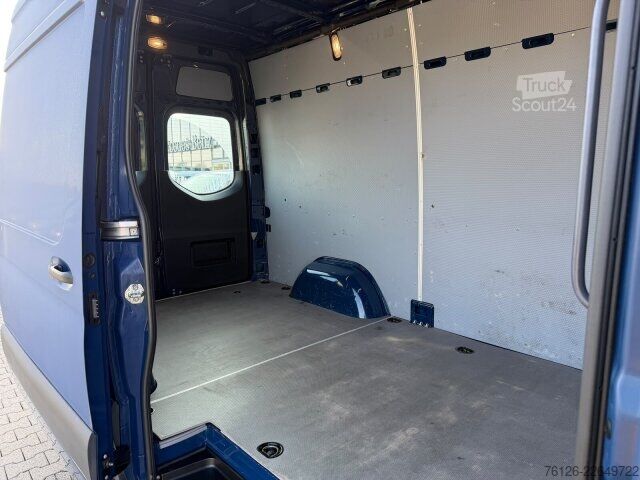 Панелен ван Mercedes-Benz Sprinter 317 CDI HD L2H2 AHZV+NAVI+KAMERA+