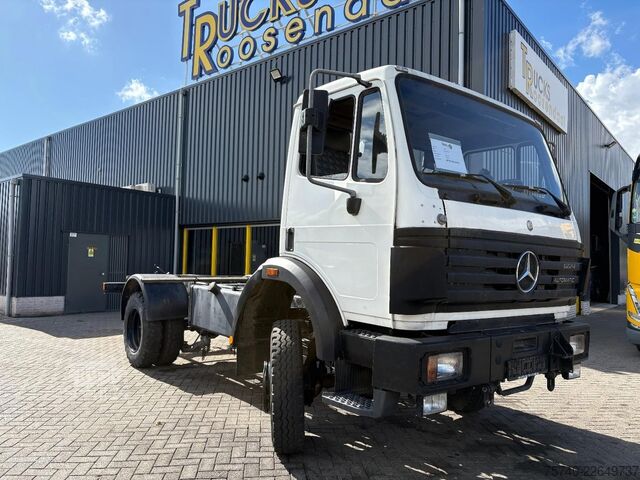 Chassi med hytt Mercedes-Benz SK  1224 + 4X4 + 14173 KM + EURO 2 + retarder +...
