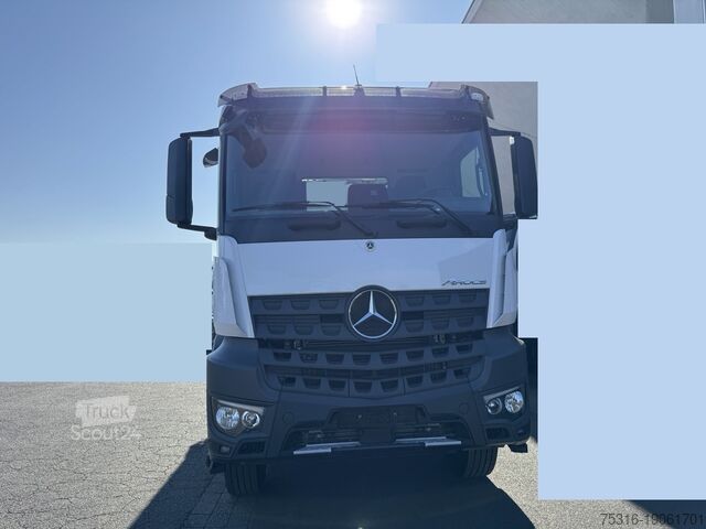 Camion à benne basculante Mercedes-Benz 4145K