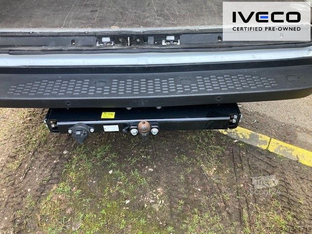 Fourgon tôlé IVECO 35S16 MAXI / AHK / Fahrtenschreiber / wenig Km