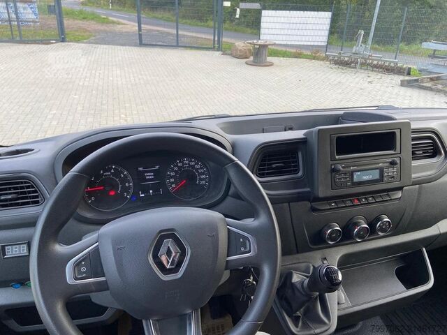 Furgão de painéis Renault Master STX