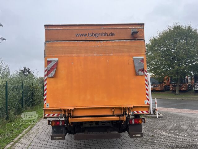 Vrachtwagen met bakwagen MAN TGL 10.180, Blatt / Blatt, Koffer, LBW