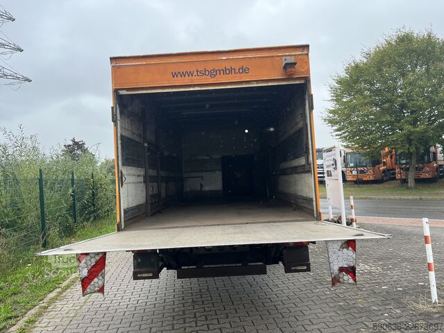 Vrachtwagen met bakwagen MAN TGL 10.180, Blatt / Blatt, Koffer, LBW