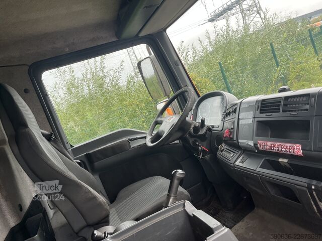 Vrachtwagen met bakwagen MAN TGL 10.180, Blatt / Blatt, Koffer, LBW