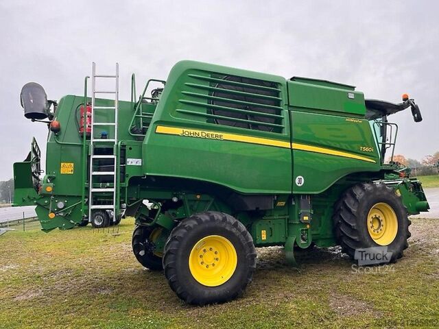 Moissonneuse-batteuse John Deere T560 HM