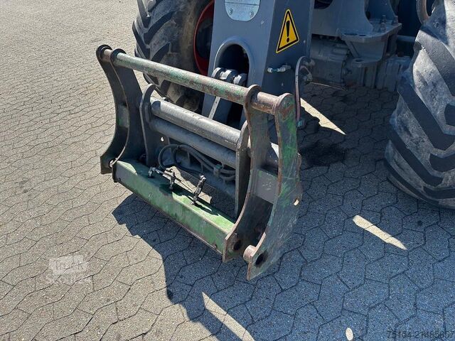 Teleszkópos rakodó CLAAS SCORPION 7030