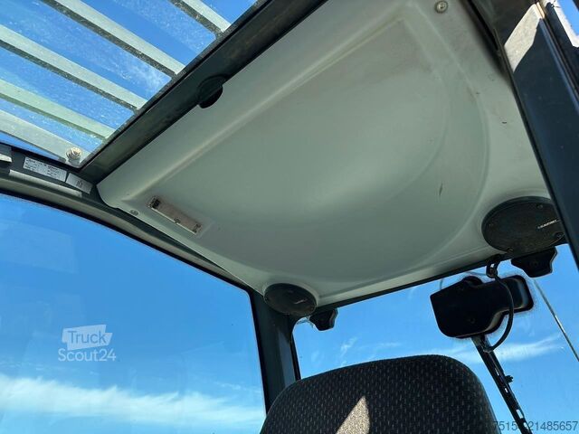 Teleszkópos rakodó CLAAS SCORPION 7030