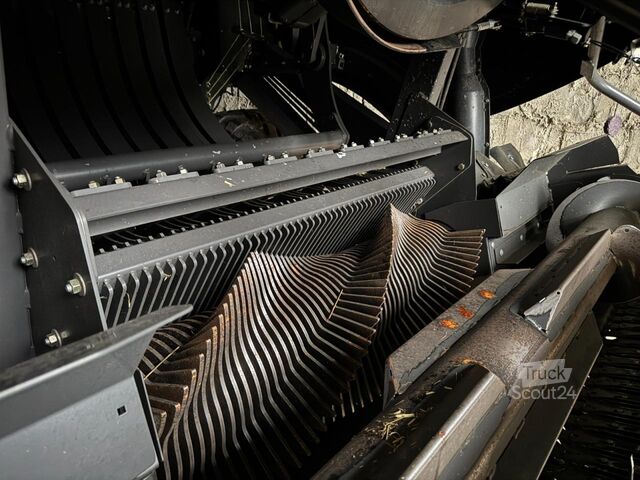 Balenpers (landbouw) CLAAS Quadrant 5300FC