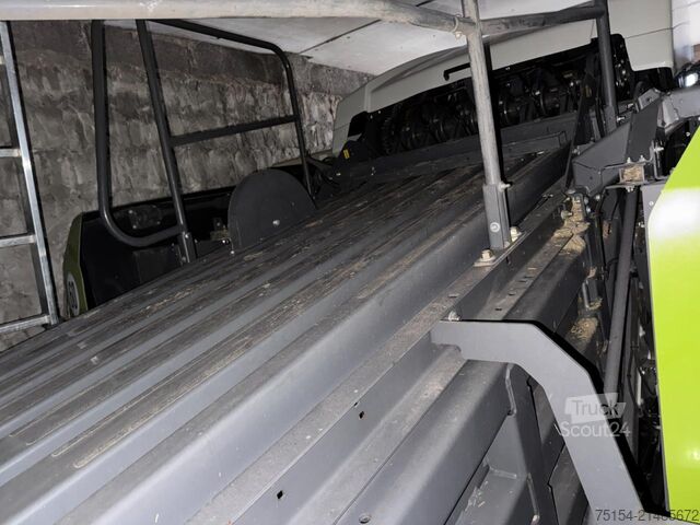 Balenpers (landbouw) CLAAS Quadrant 5300FC