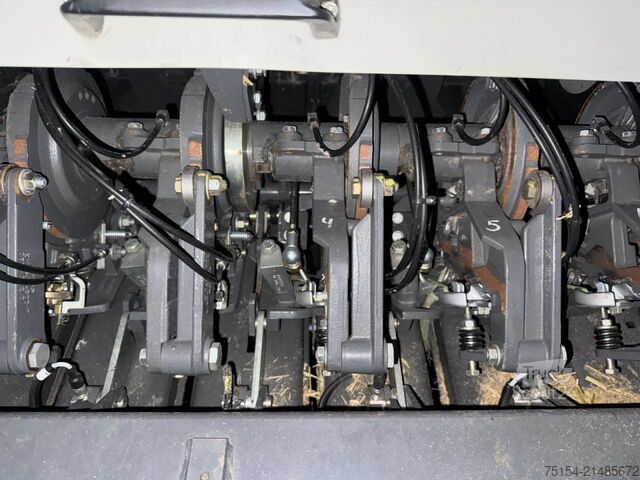 Balenpers (landbouw) CLAAS Quadrant 5300FC