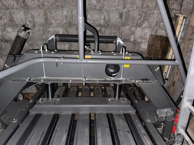 Balenpers (landbouw) CLAAS Quadrant 5300FC