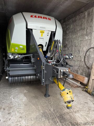 Balenpers (landbouw) CLAAS Quadrant 5300FC