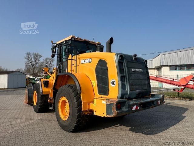 Wiellader HYUNDAI HL 965