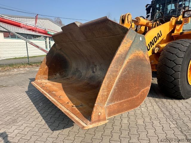 Wiellader HYUNDAI HL 965