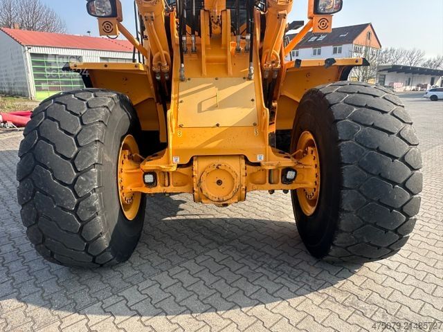 Wiellader HYUNDAI HL 965