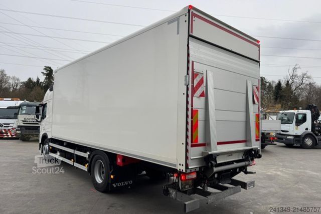 Kutu kamyonu VOLVO FM-380 4x2 Koffer