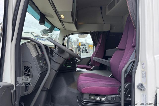 Kutu kamyonu VOLVO FM-380 4x2 Koffer