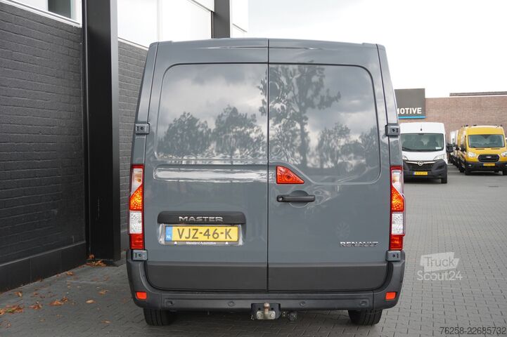 панелен ван Renault Master 2.3 dCi 135PK EURO 6 - Airco - Navi - Cr...