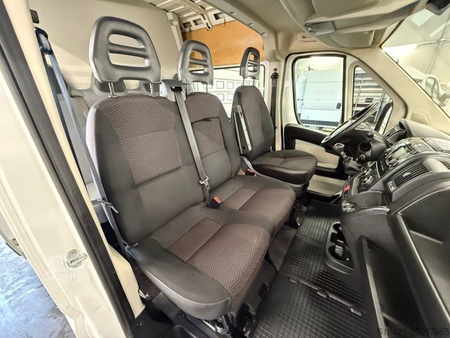 Dobozos furgon PEUGEOT Boxer L2H2 DOKA 7seats+AHK+new timing belt