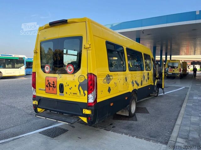 Yolcu taşımacılığı IVECO Daily