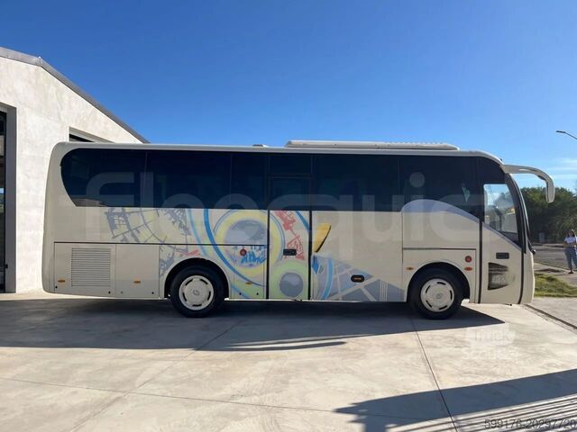 Autoturism King Long XMQ6900