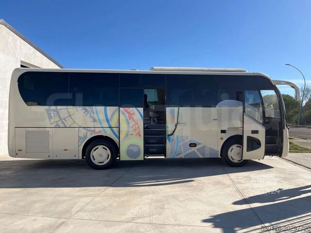Autoturism King Long XMQ6900