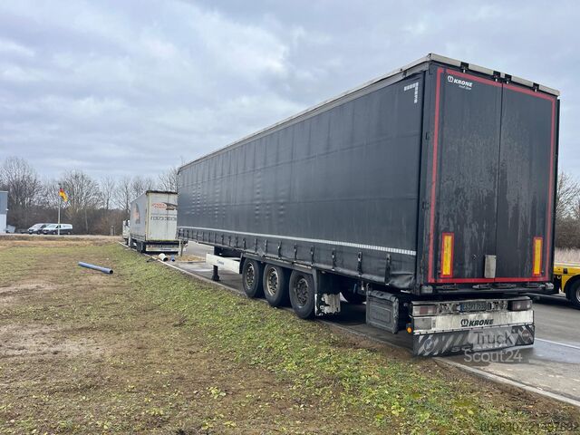Tautliner de 13,6 m KRONE SD
