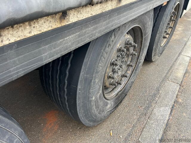 Tautliner de 13,6 m KRONE SD