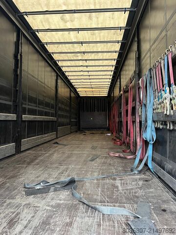 Tautliner de 13,6 m KRONE SD