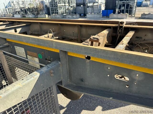 Transportul de containere AJK AET - 30T CONTAINERAANHANGER - SAF - DISC BRAKE...