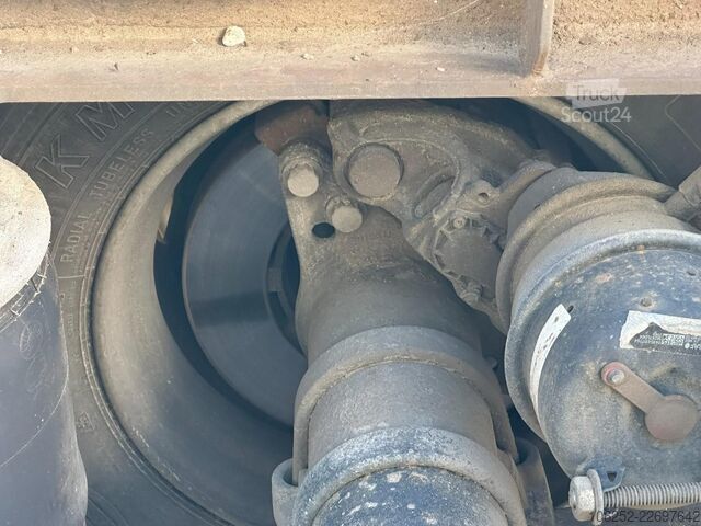 Transportul de containere AJK AET - 30T CONTAINERAANHANGER - SAF - DISC BRAKE...