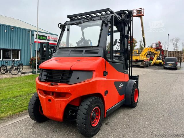 Gaffeltruck Linde E70-01
