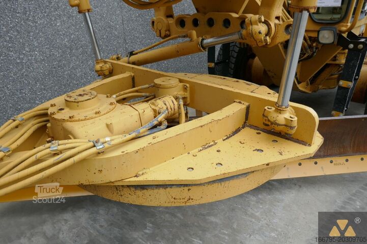 Grader Caterpillar 140H