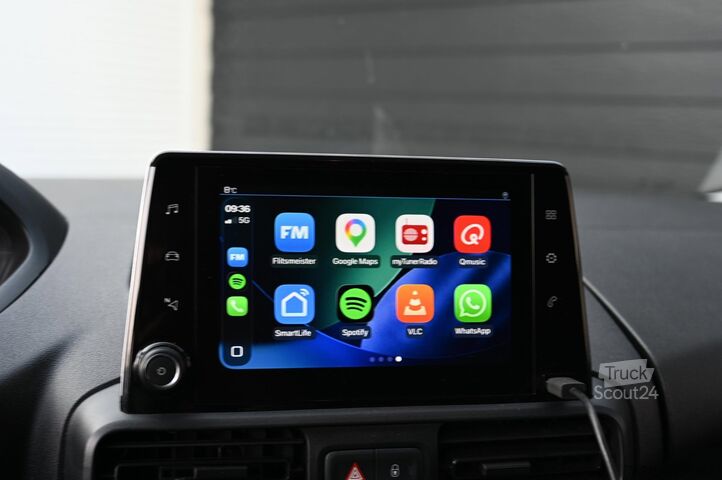 High-roof van Peugeot Partner 1.5 BlueHDI Premium 3 Persoons Apple Ca...