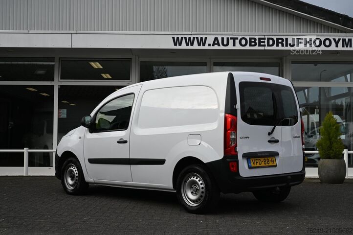 High-roof van Mercedes-Benz Citan 109 CDI Airco Navi Camera Trekhaak Cruise...