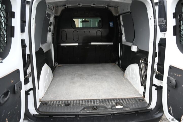 High-roof van Mercedes-Benz Citan 109 CDI Airco Navi Camera Trekhaak Cruise...