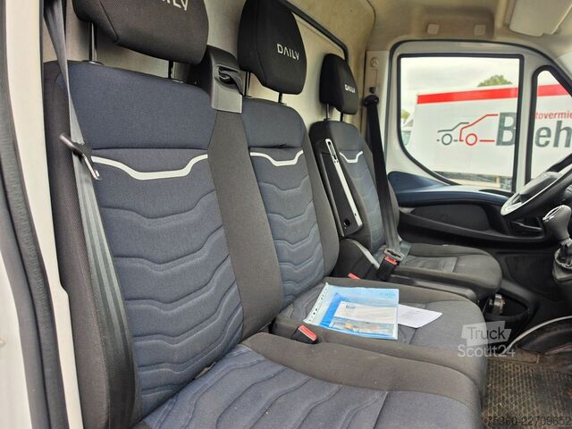 Furgons ar kasti IVECO 72C18 HI- Matic Luft LBW