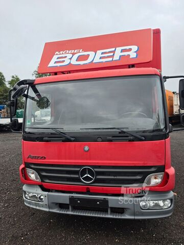 Furgon skrzyniowy MERCEDES-BENZ 813
