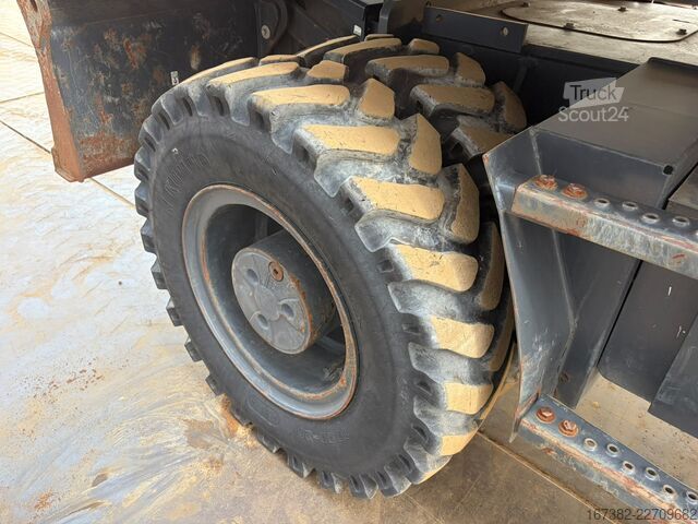 Kolesni bager Develon DX160W-7