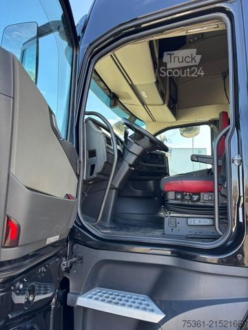 Trattore stradale volumetrico VOLVO FH 500  I-Save Globet. RETARDER X-LOW Hubsattel.